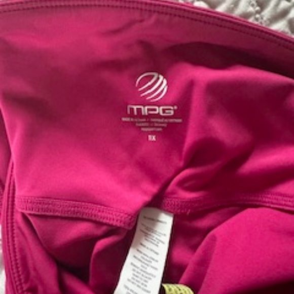 Hot Pink Yoga Pants - Picture 3 of 7